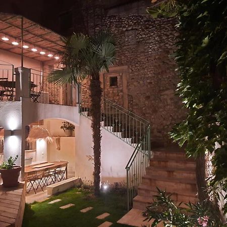 Drome Provencale Maison Familiale Calme Dans Village Valréas Εξωτερικό φωτογραφία