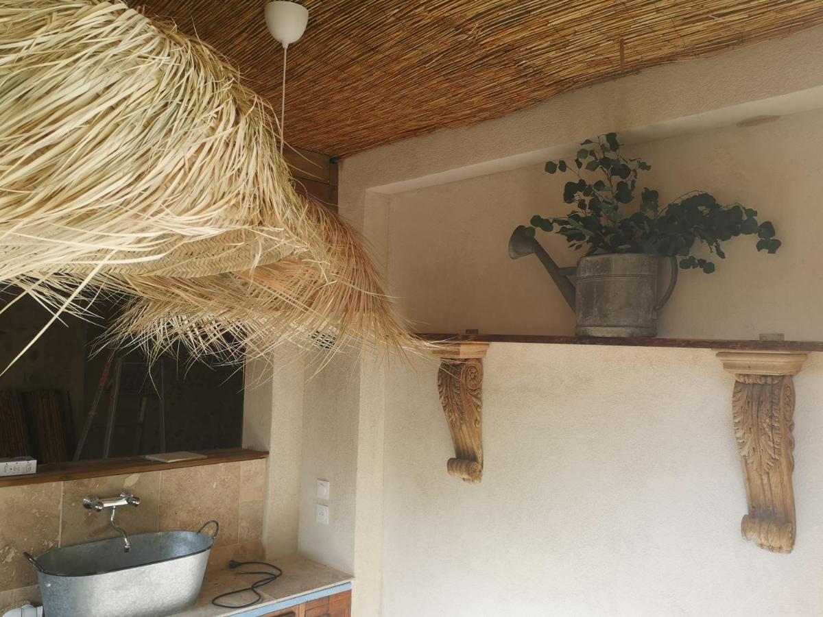 Drome Provencale Maison Familiale Calme Dans Village Valréas Εξωτερικό φωτογραφία