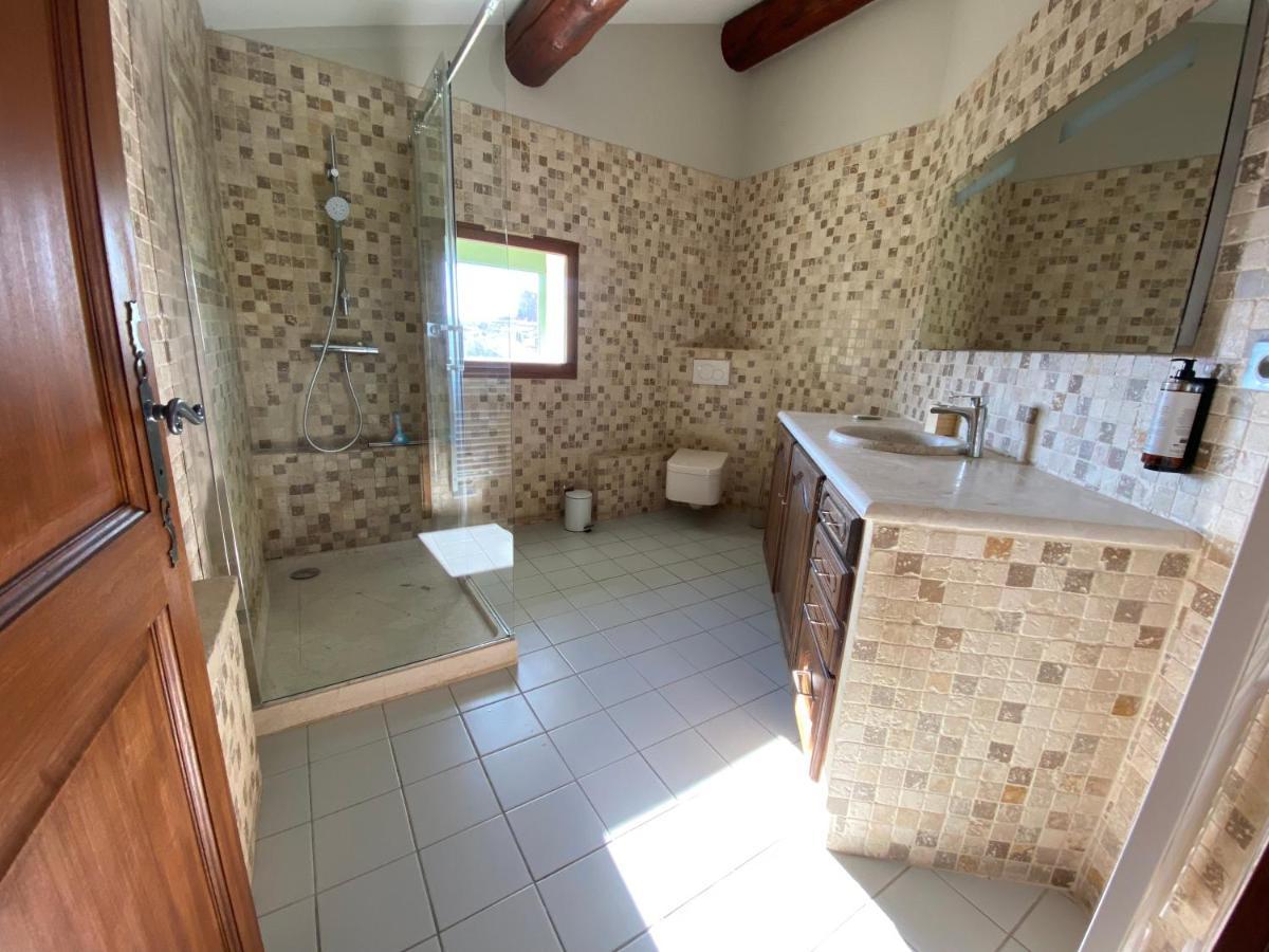 Drome Provencale Maison Familiale Calme Dans Village Valréas Εξωτερικό φωτογραφία
