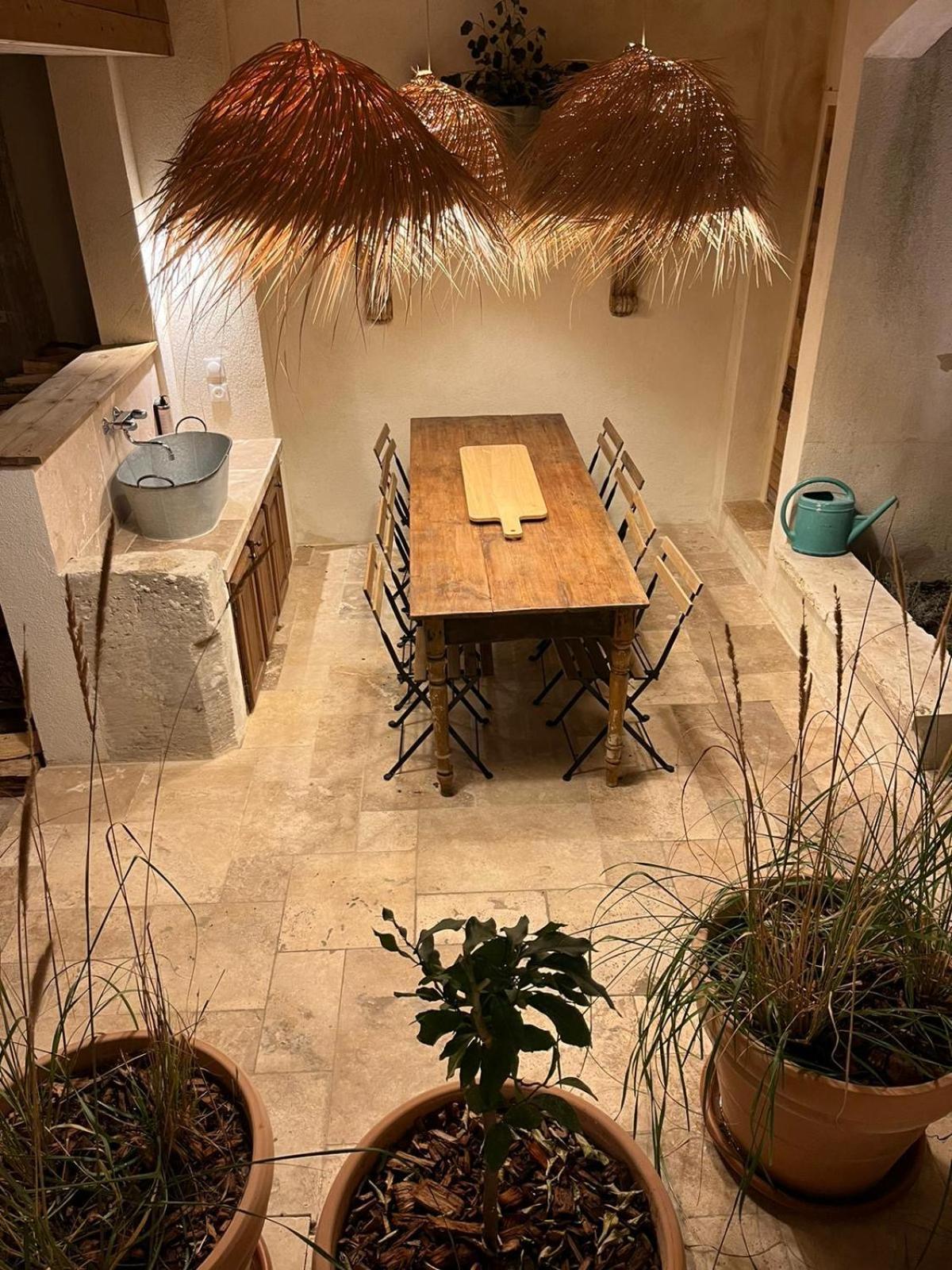 Drome Provencale Maison Familiale Calme Dans Village Valréas Εξωτερικό φωτογραφία