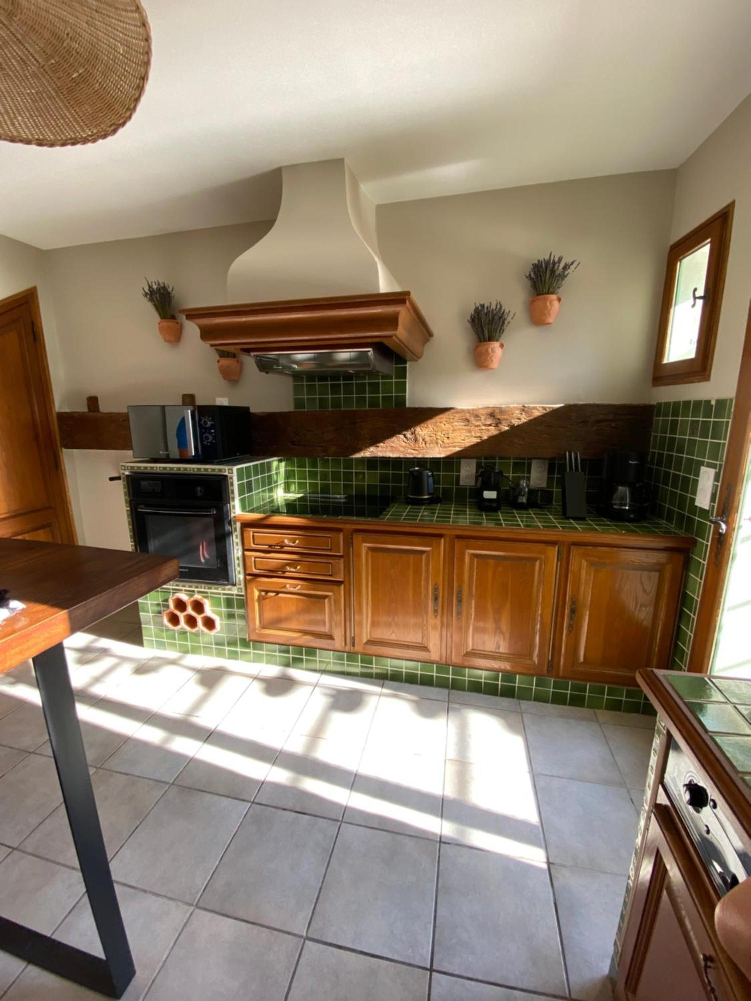 Drome Provencale Maison Familiale Calme Dans Village Valréas Εξωτερικό φωτογραφία